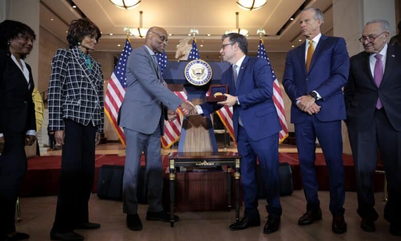 Only the black unity of the Second World War received the gold medal in the congress
